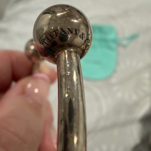 Tiffany & Co. RARE Hardware bangle - Picture 4 of 8